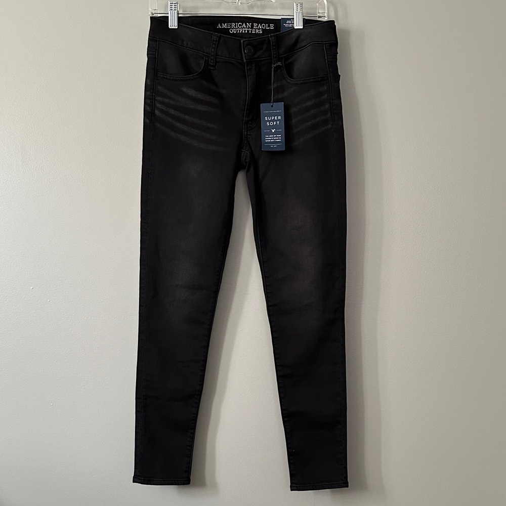 American Eagle Outfitters Black Jegging Low Rise Jeans NWT 6 Regular